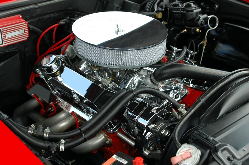 garagiste-BRENON-min_car-engine-1548434